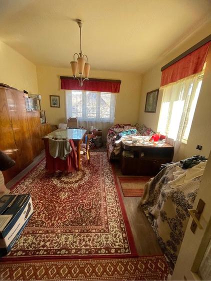 Casă cu 2 camere cu Teren 899 Mp în Central