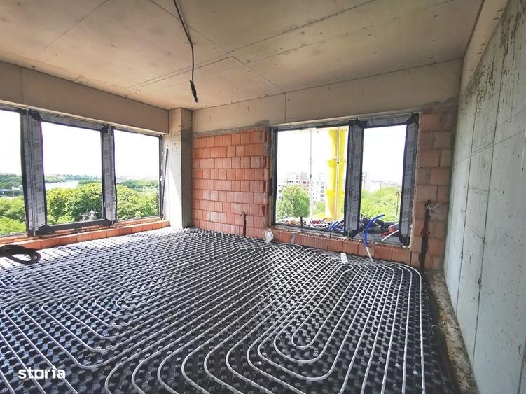 Apartament cu 3 camere decomandat în Sisești