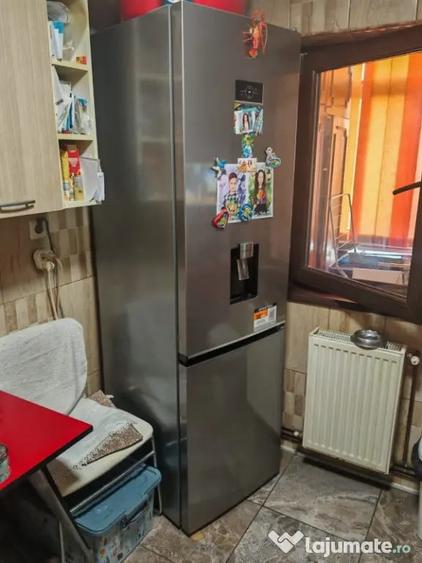 Apartament cu 2 camere decomandat în Faleză