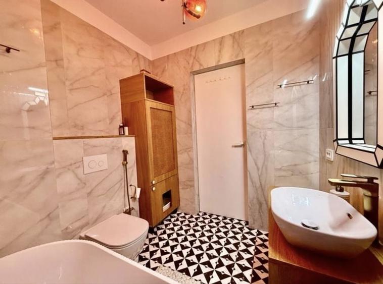 Apartament cu 2 camere decomandat, mobilat în Cotroceni