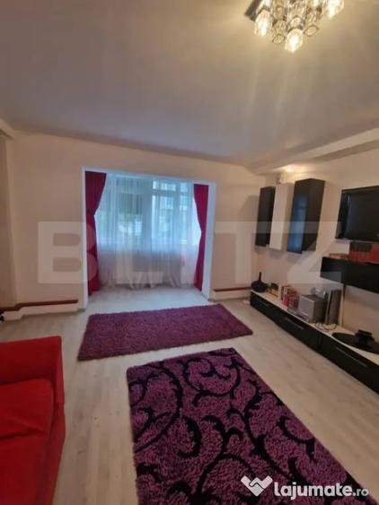 Apartament cu 3 camere decomandat în Central