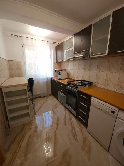 Casă individuală cu 3 camere cu Canalizare în Girocului