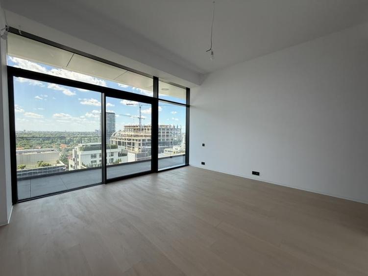 Penthouse cu 4 camere decomandat în Floreasca