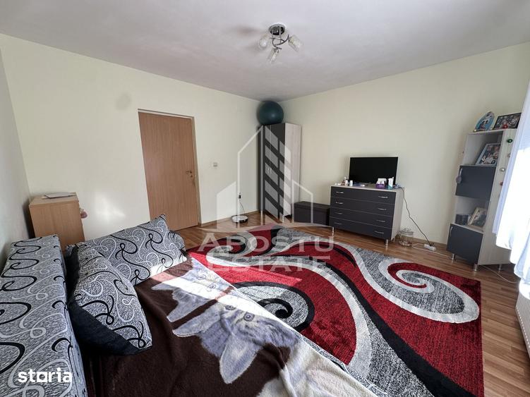 Casă cu 3 camere cu Teren 755 Mp în Giroc