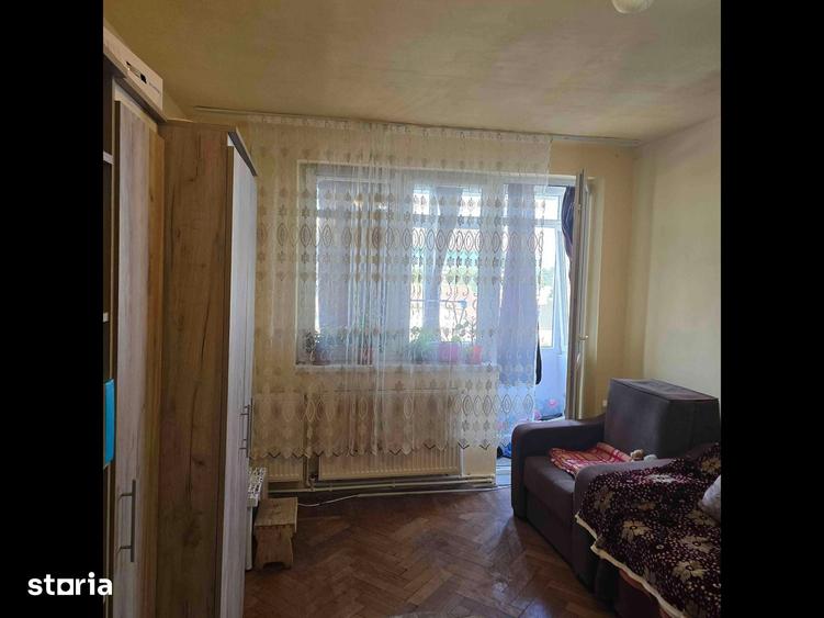 Apartament cu 2 camere decomandat în Progresul