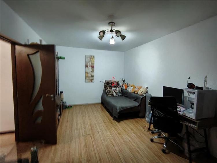 Apartament cu 2 camere decomandat, mobilat în Dristor