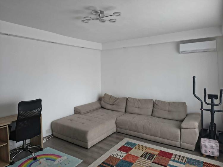 Apartament cu 2 camere decomandat în Sebastian