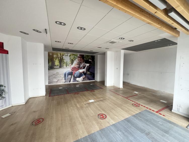 Spațiu comercial, de 100 mp, în Mărăști