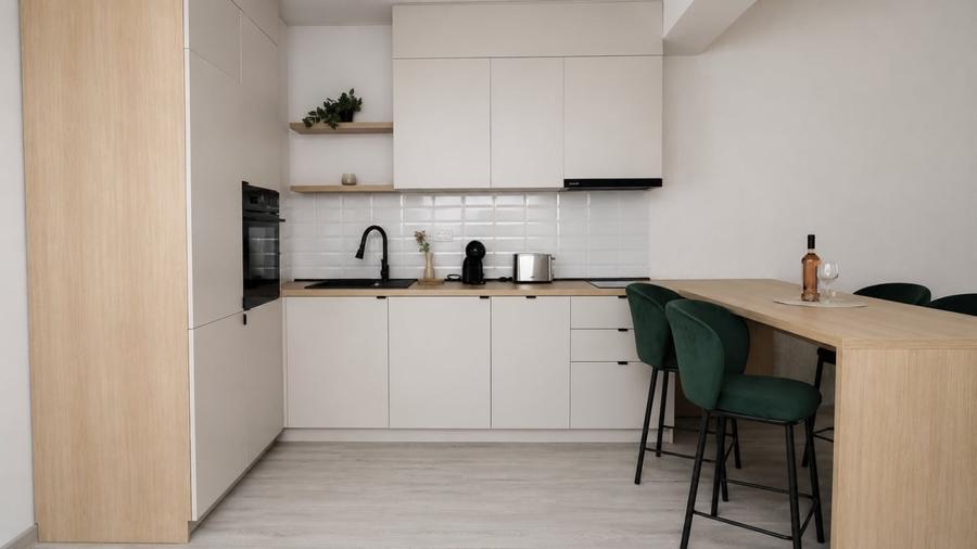 Apartament cu 2 camere, mobilat în Mamaia