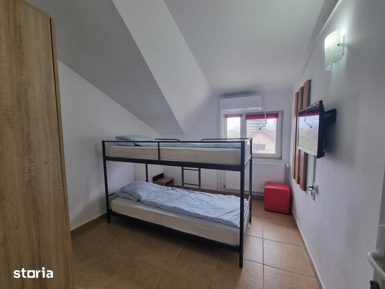 Casă cu 7 camere cu Teren 136 Mp în Central
