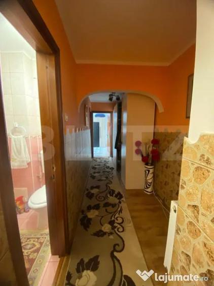 Apartament cu 3 camere decomandat, mobilat în Burdujeni