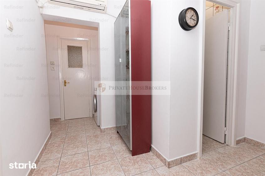 Apartament cu 3 camere decomandat, mobilat în Tei