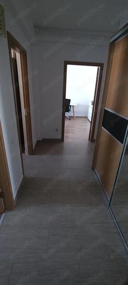 Apartament cu 2 camere decomandat în Florești
