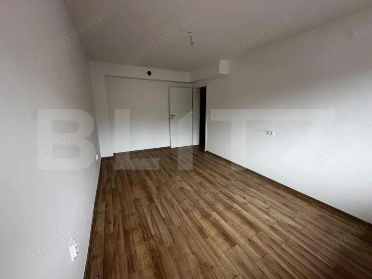 Casă cu 4 camere cu Teren 300 Mp în Central