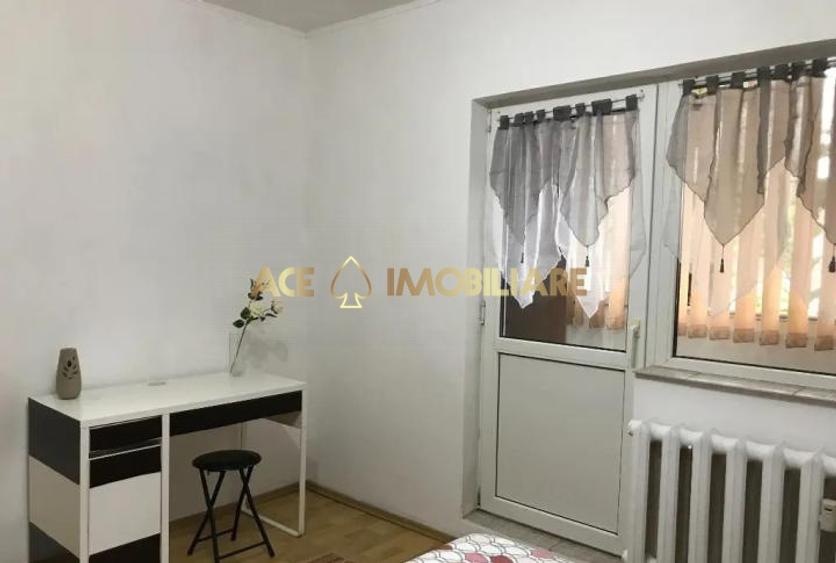 Apartament cu 3 camere decomandat, mobilat în Vitan Mall