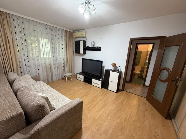 Apartament cu 2 camere semidecomandat în Dristor