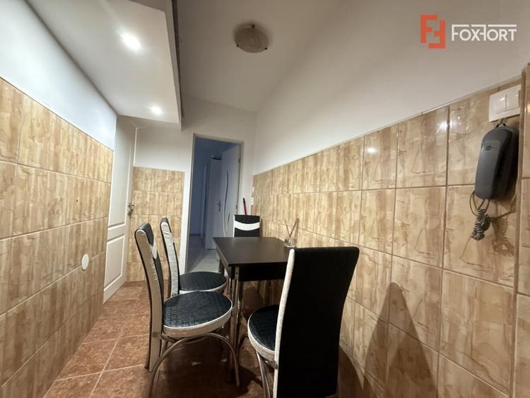 Apartament cu 2 camere semidecomandat, mobilat în Blașcovici
