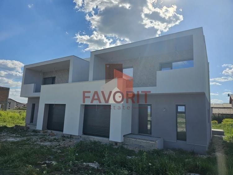 Duplex cu 4 camere cu Canalizare în Săcălaz