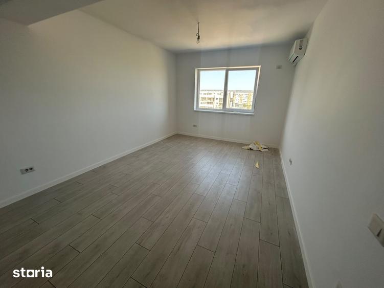 Apartament 2 camere decomandat, metrou Berceni - 1