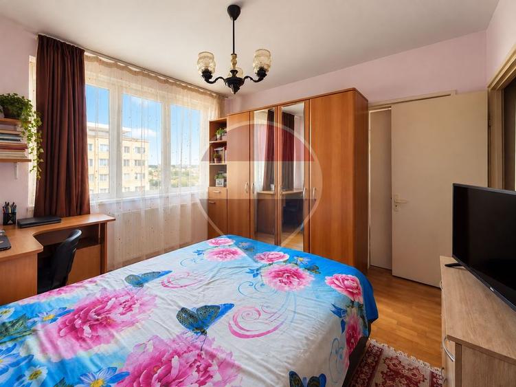 Apartament cu 3 camere în Cornișa