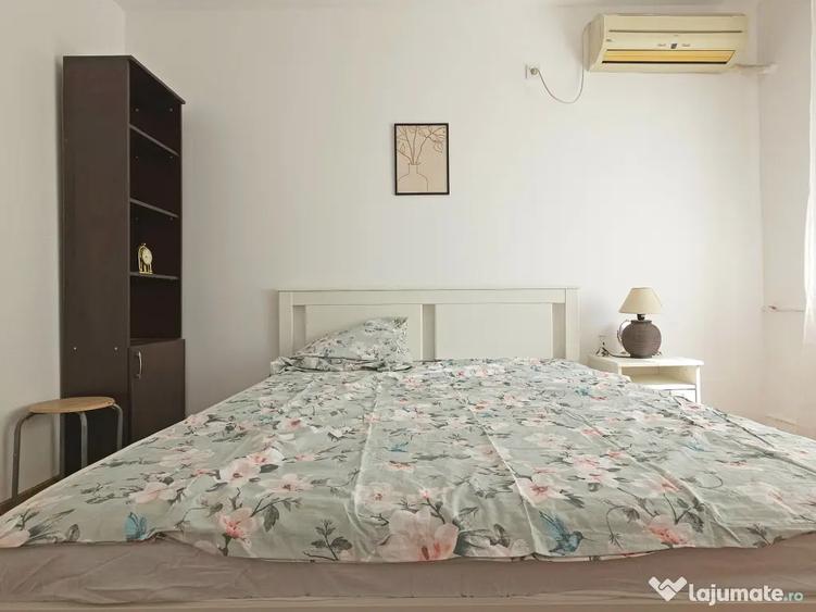 Apartament cu 2 camere semidecomandat în Central