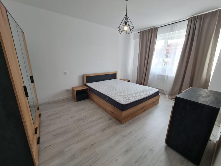 Apartament cu 2 camere în Splaiul Unirii