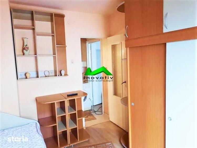 Apartament cu 3 camere decomandat în Vasile Aaron