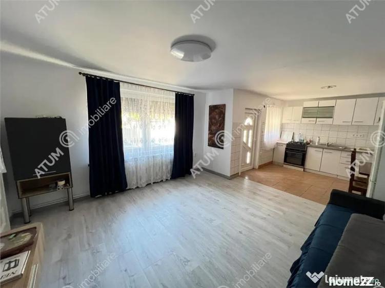 Casă cu 3 camere cu Teren 297 Mp în Poplaca