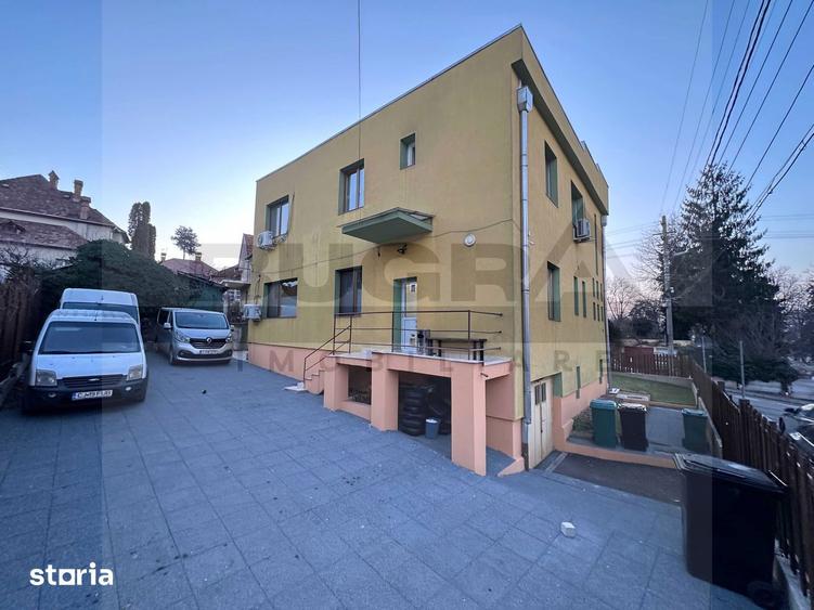 Casă cu 5 camere cu Teren 400 Mp în Andrei Mureșanu