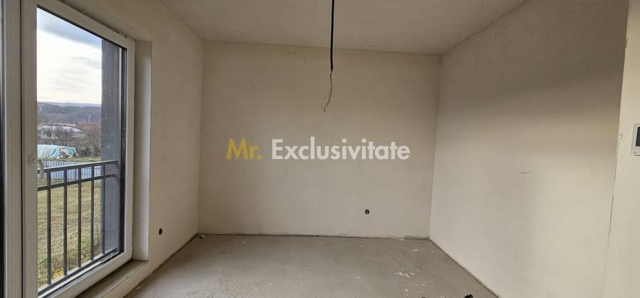 Casă individuală cu 4 camere cu Canalizare în Gilău