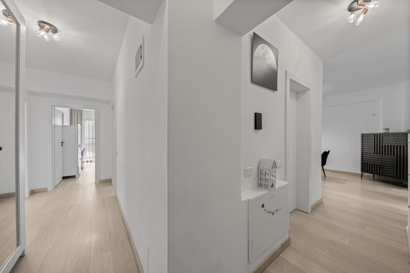 Apartament cu 3 camere decomandat, mobilat în Ștefan cel Mare