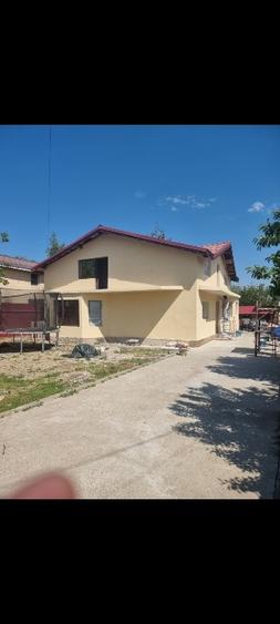 Casă individuală cu 4 camere cu Canalizare în Jilava