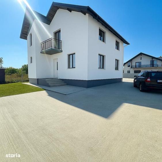Casă cu 4 camere în Ciorogârla