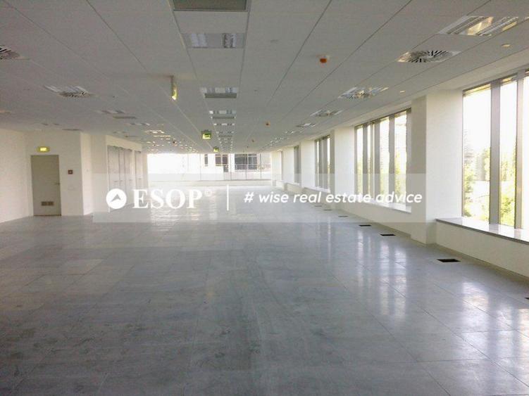 Spațiu comercial, de 417 mp, în Barbu Văcărescu