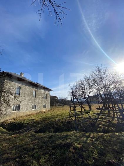 Casa de vânzare în Bistrița-Bargaului cu 30 arii teren - 1