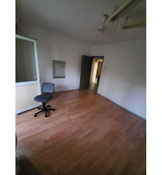 Apartament cu 4 camere decomandat în Nerva Traian