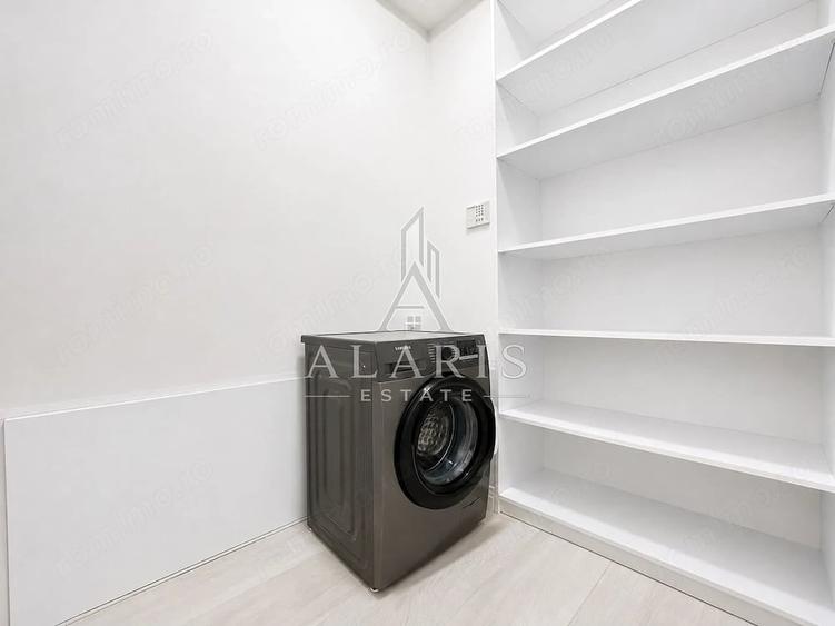 Apartament cu 4 camere semidecomandat în Torontalului