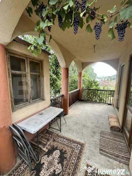 Casa de vanzare o proprietate cu un poten?ial excelen - 3