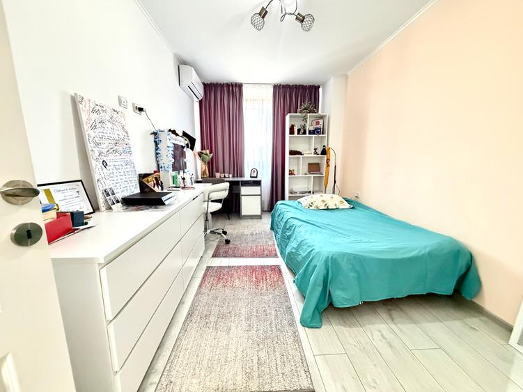 Apartament cu 3 camere decomandat în Dărmănești
