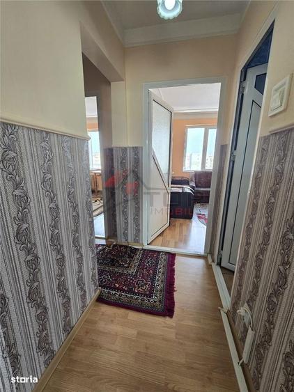 Apartament cu 3 camere decomandat în Alexandru cel Bun