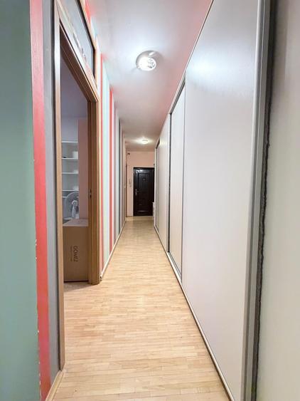 Apartament cu 3 camere decomandat, mobilat în Aradului
