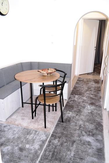 Apartament cu 2 camere decomandat în Brâncoveanu