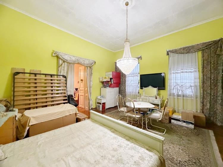 Apartament cu 4 camere semidecomandat în Complex Studențesc