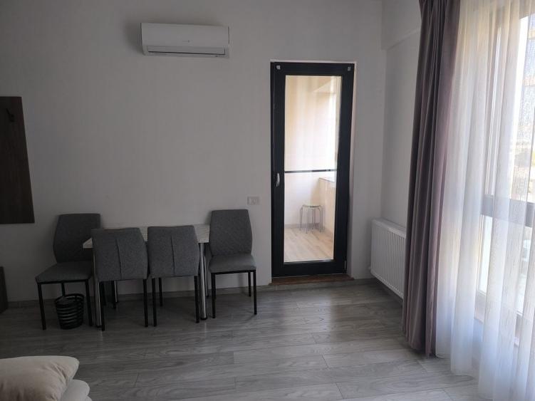 Garsonieră decomandată în Palazu Mare