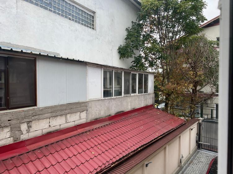 Casă cu 2 camere cu Teren 150 Mp în Balta Albă