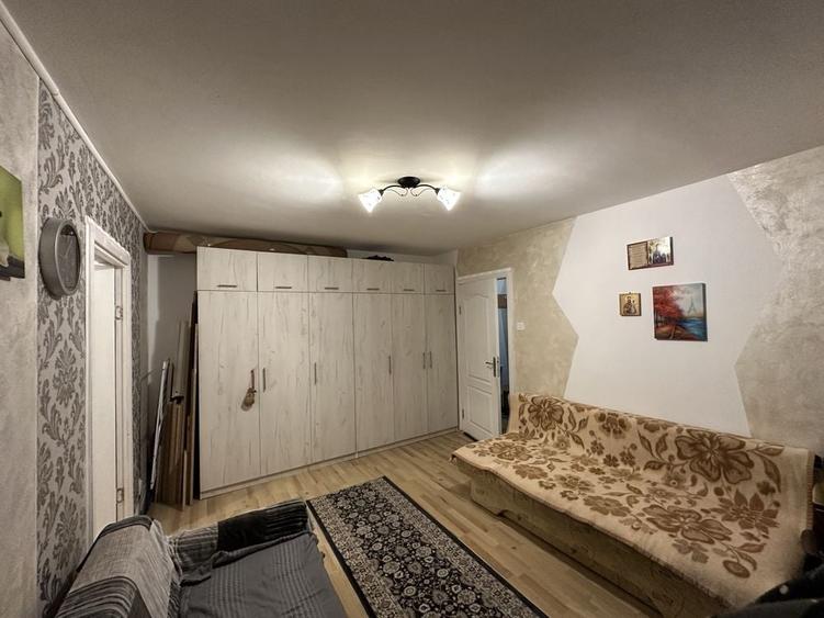 Apartament cu 2 camere în Astra