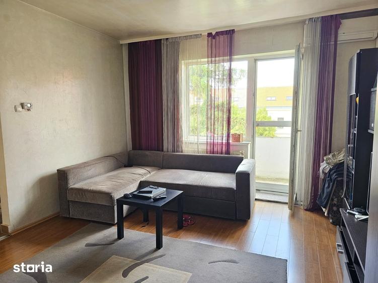 Apartament cu 2 camere decomandat în Burdea