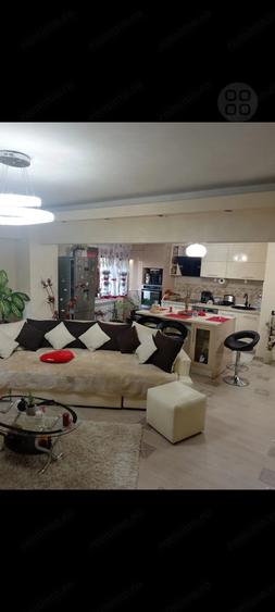 Apartament cu 2 camere decomandat în Intim