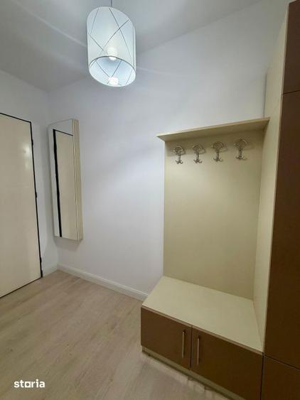 Apartament cu 3 camere decomandat, mobilat în Tei