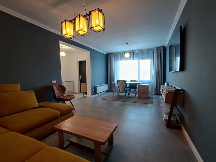 Duplex cu 4 camere cu Canalizare în Popas Păcurari